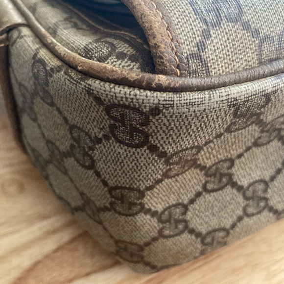 Gucci Bag - Picture 4 of 16